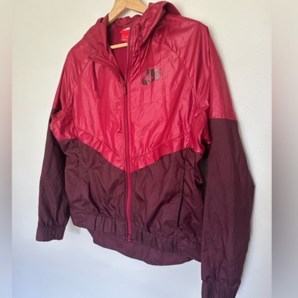 Nike Retro‎ Vintage Windbreaker Womens Size M